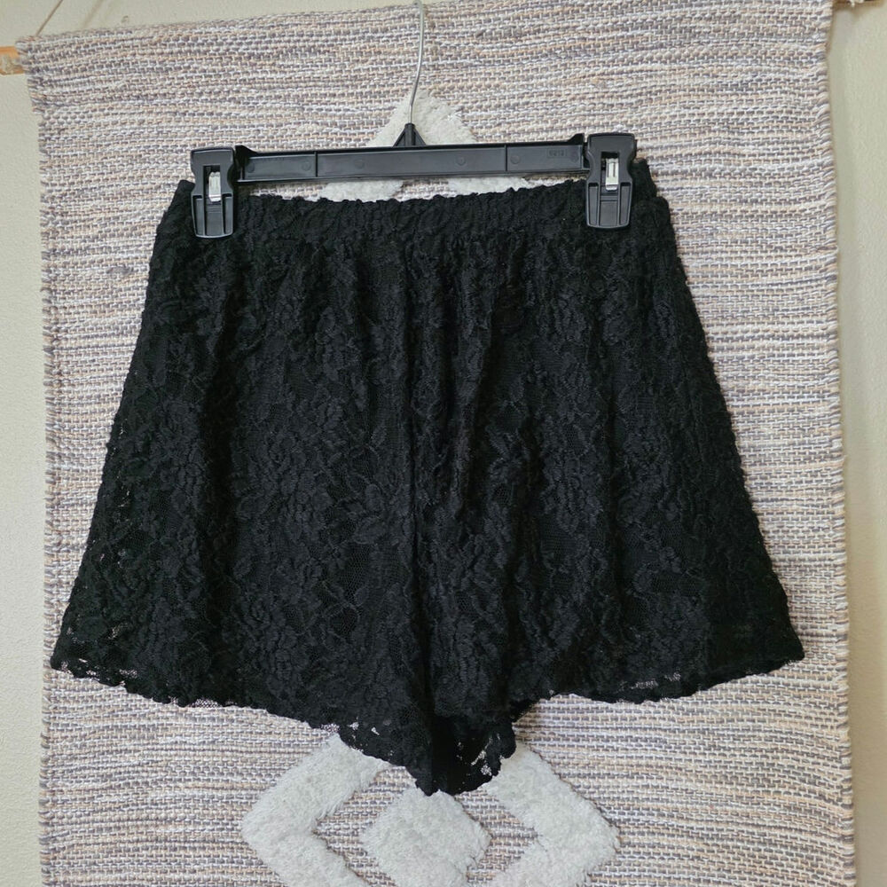 Abercrombie & Fitch Black Floral Lace Shorts Women's Size S Elastic Waist Boho